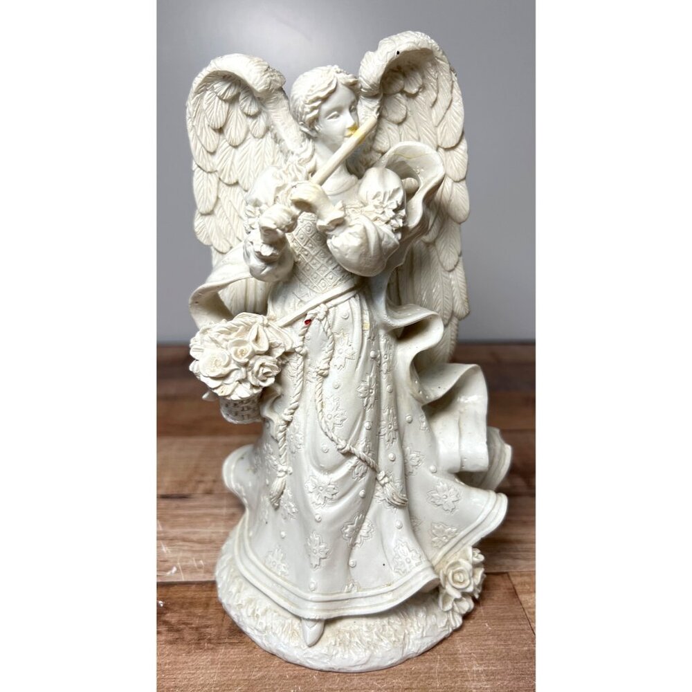 Christmas Angel Figurine Decorative Sculpture Detailed Resin Art